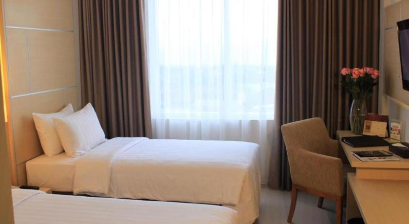 Horison Hotel Sukabumi Dış mekan fotoğraf