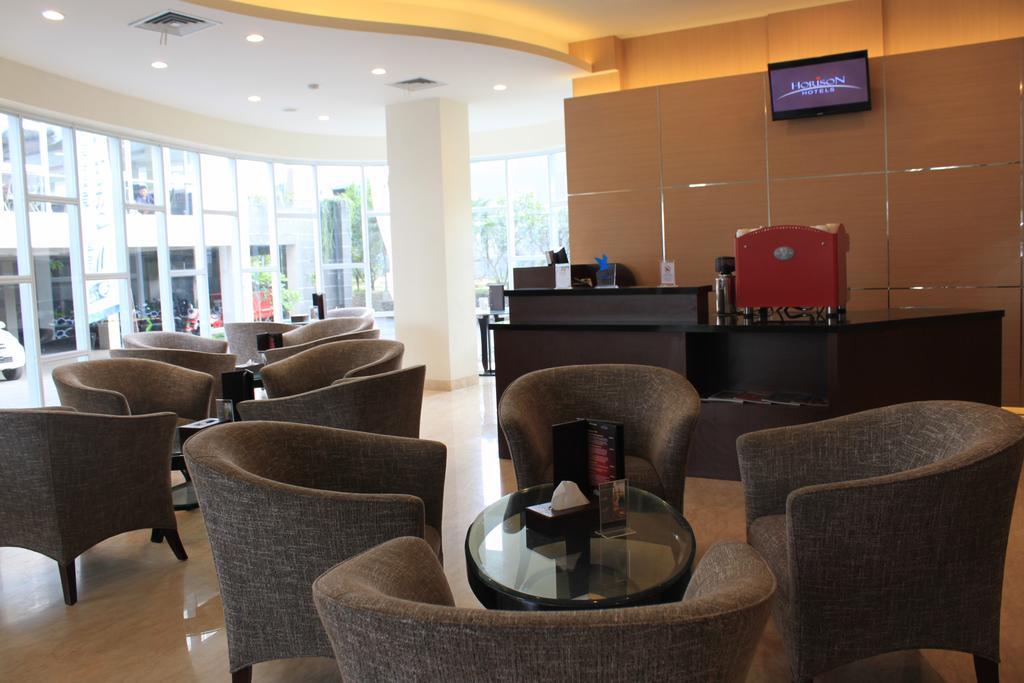 Horison Hotel Sukabumi Dış mekan fotoğraf